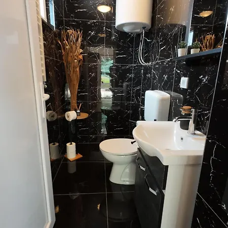 Mulen Ruz Simic 골루바츠