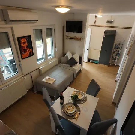 Mulen Ruz Simic Apartment