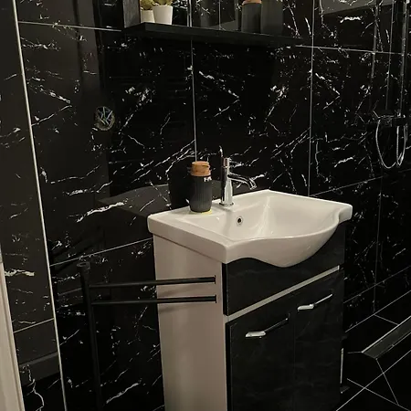 Mulen Ruz Simic * 골루바츠